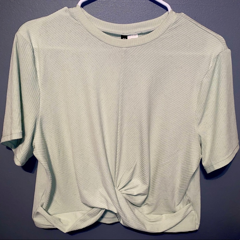 Light lime green crop top very cute